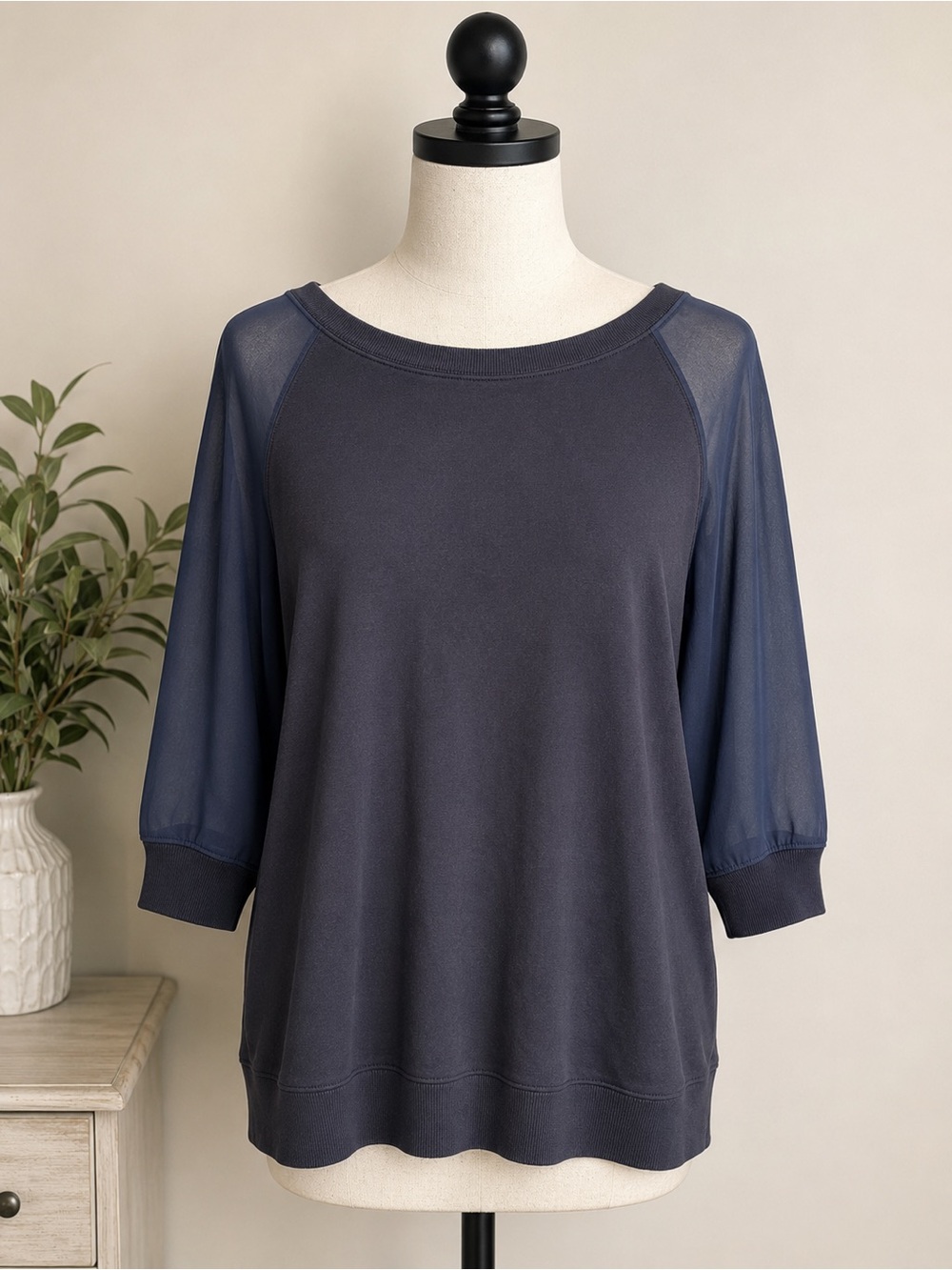 Harvé Benard Black Sheer Sleeve mixed-media Top , Size L, EUC
